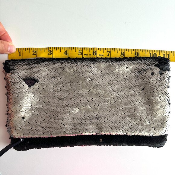 STELLA & DOT | Sequined Margeaux Clutch Purse Folded Envelope Style Bag - Picture 14 of 14